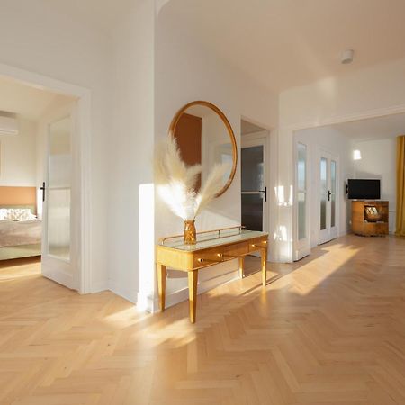 Apartment For 6 People Near Royal Baths Park By Renters Prestige Warszawa Eksteriør bilde