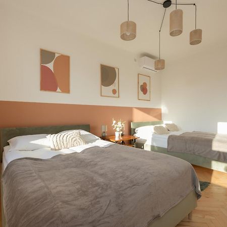 Apartment For 6 People Near Royal Baths Park By Renters Prestige Warszawa Eksteriør bilde