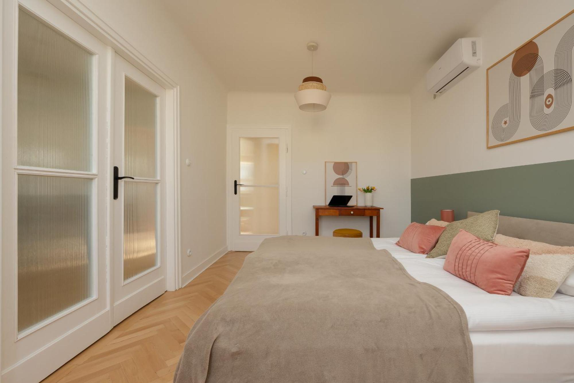 Apartment For 6 People Near Royal Baths Park By Renters Prestige Warszawa Eksteriør bilde